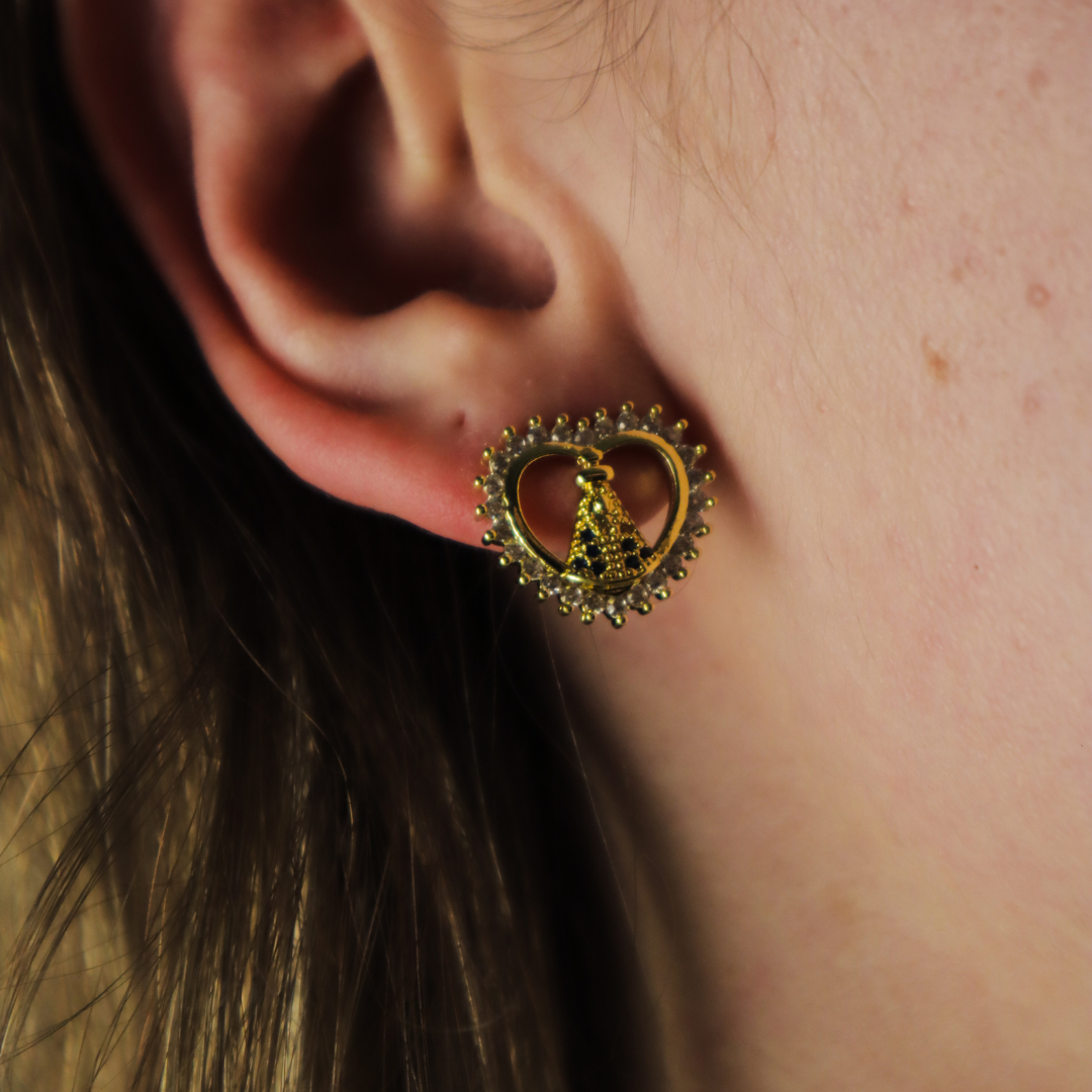 Orecchini della Madonna di Aparecida – Luce e Devozione