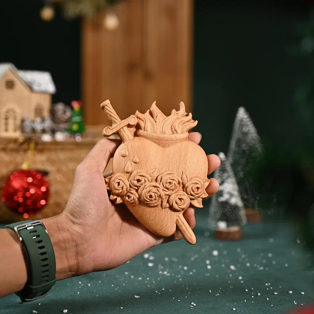 Santi Cuori in Legno