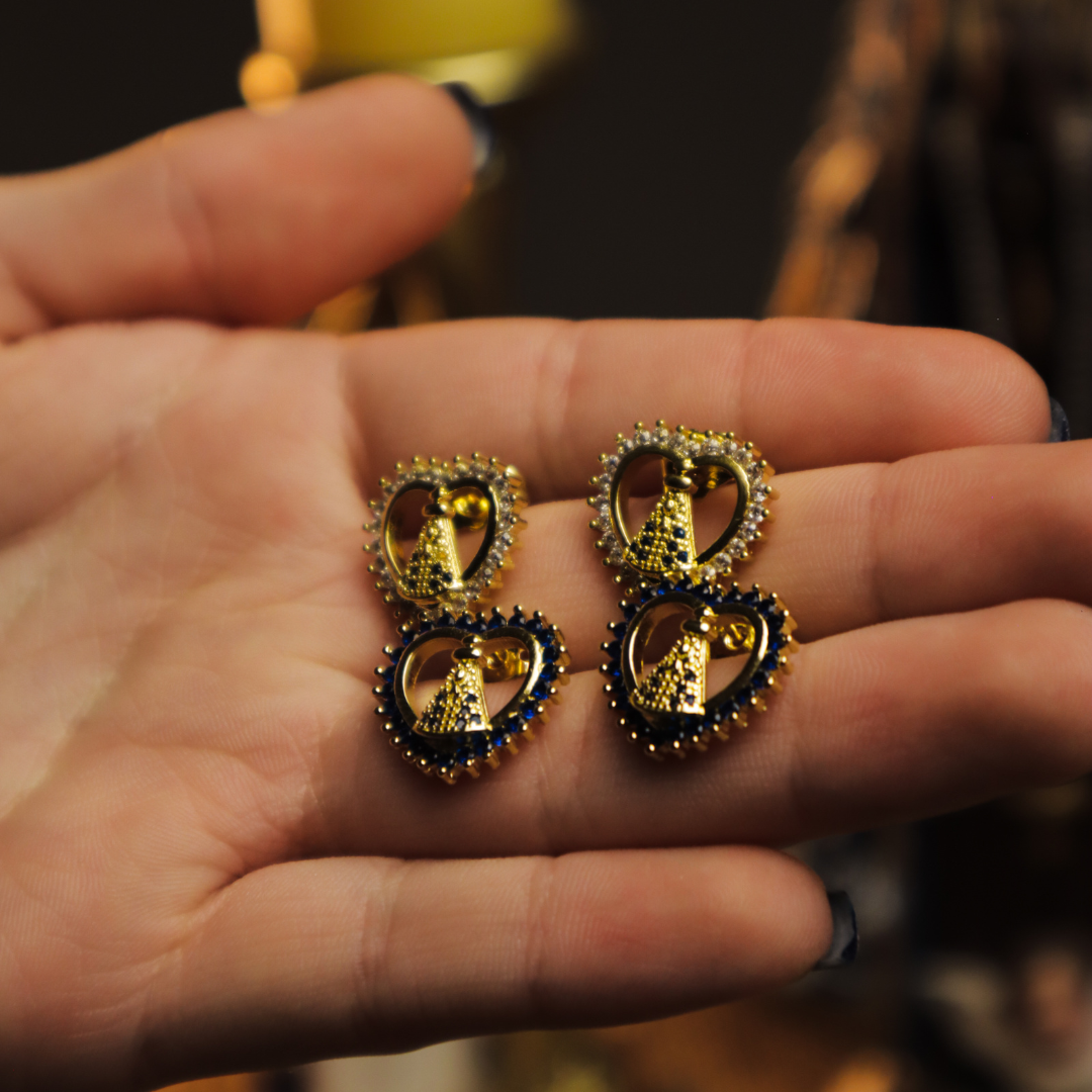 Orecchini della Madonna di Aparecida – Luce e Devozione