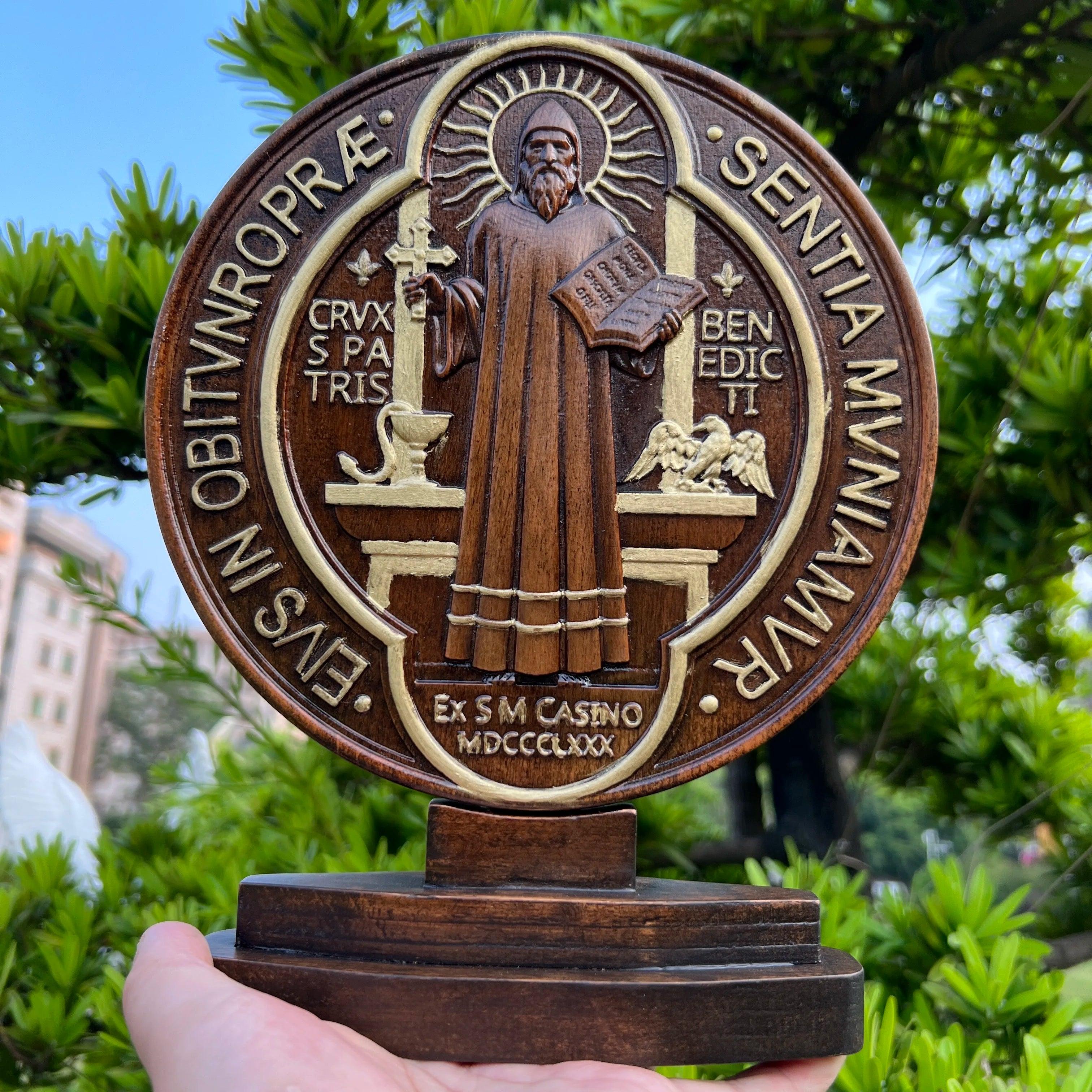 Scultura Trofeo Medaglia di San Benedetto a Doppia Faccia