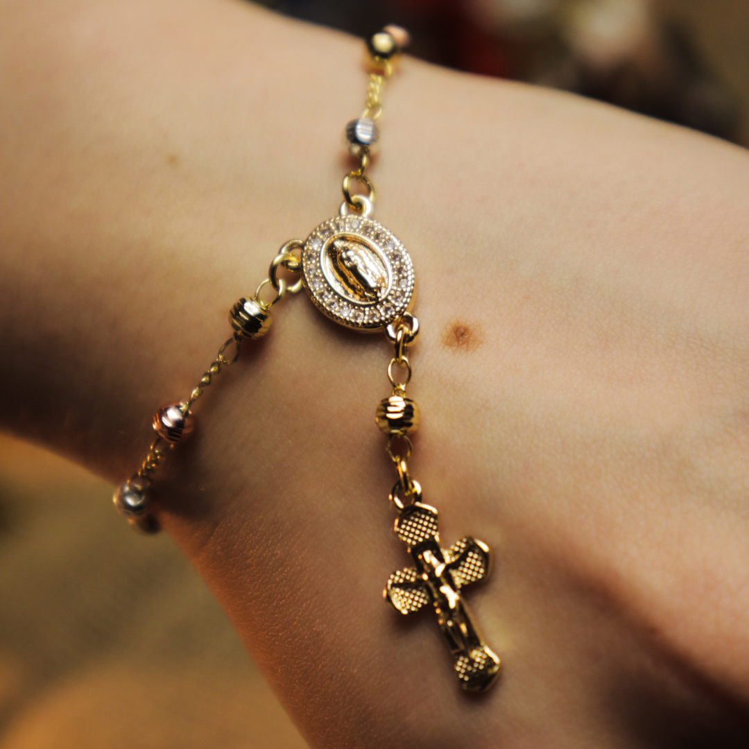 Bracciale e Anello Madonna di Guadalupe – Placcati in Oro